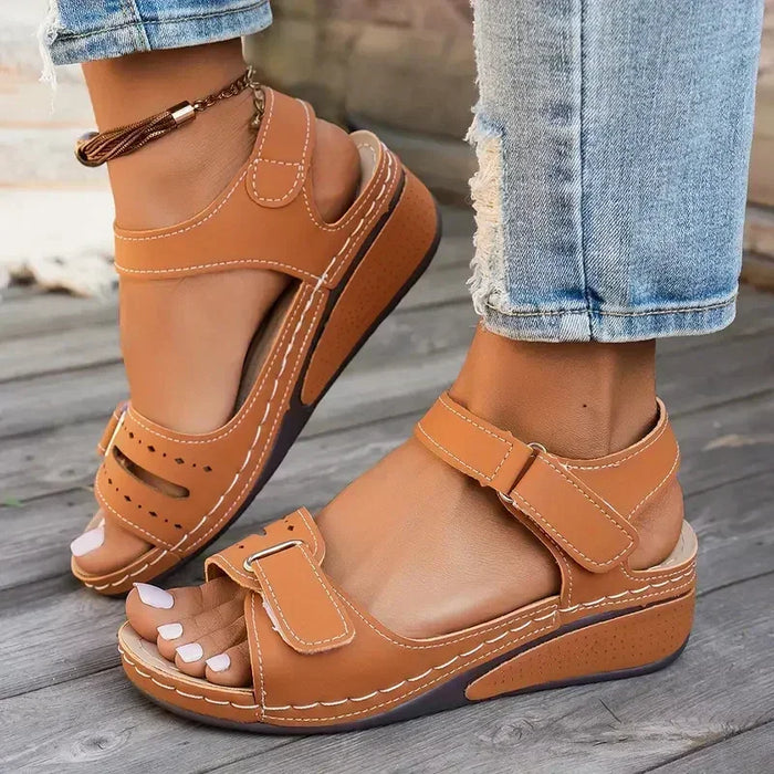 Sandalia ortopédica mujer Élise Comfort vista lateral tacón bajo
